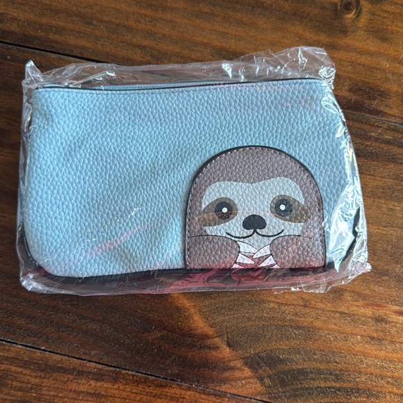 Sloth 🦥 wristlet - Picture 3 of 8